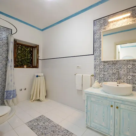 - Serena Holiday home